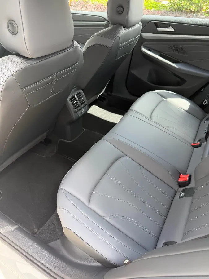 2026 Volkswagen Lamando 2.0T 220HP L4 7DCT,autocango,china used car exporter,china ev exporter,chinese used car exporter,chinese used ev exporter