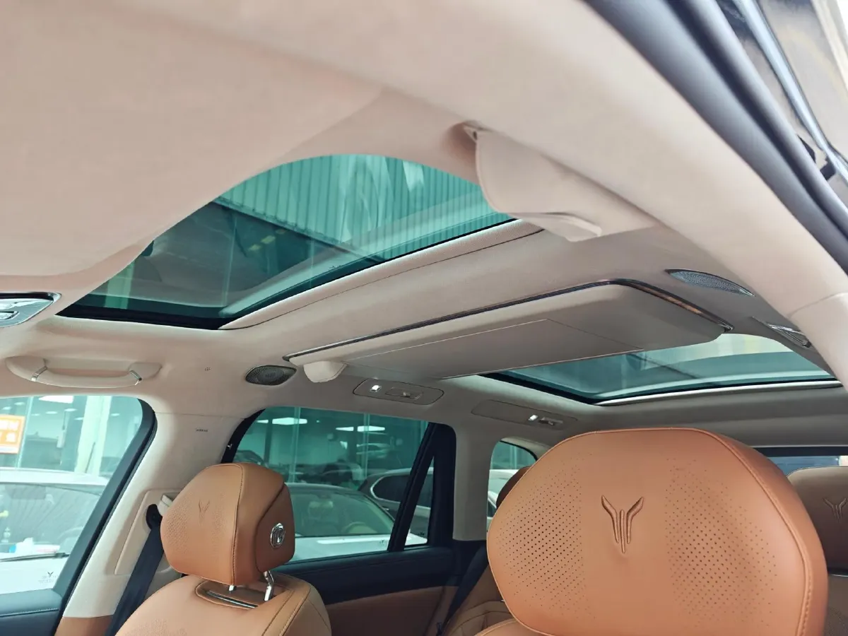 2026 Voyah TaiShan 1.5T 150HP L4 PHEV,autocango,china used car exporter,china ev exporter,chinese used car exporter,chinese used ev exporter