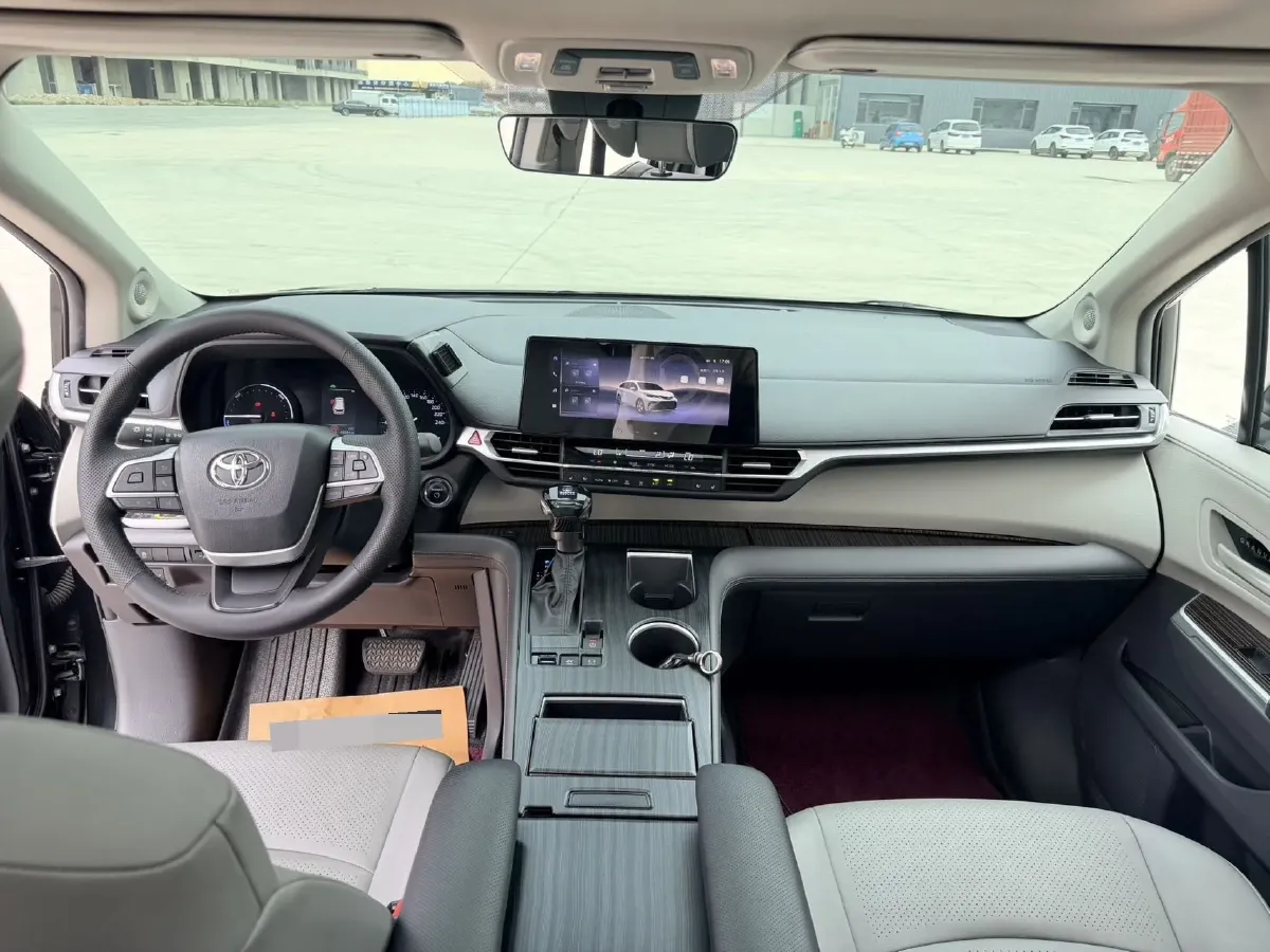 2024 Toyota Granvia 2.5L 189HP L4 E-CVT Hybrid,autocango,china used car exporter,china ev exporter,chinese used car exporter,chinese used ev exporter