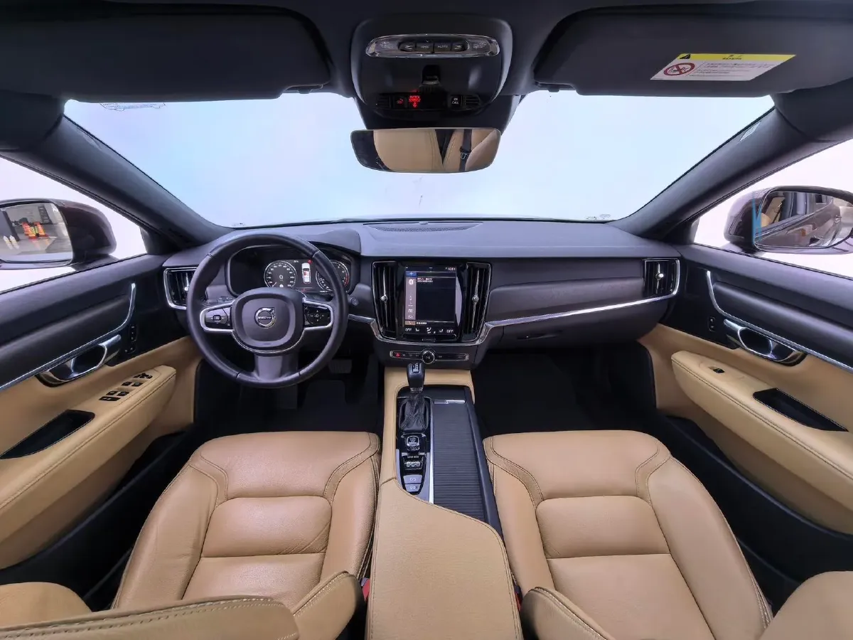 2019 Volvo V90 2.0T 254HP L4 8AT,autocango,china used car exporter,china ev exporter,chinese used car exporter,chinese used ev exporter