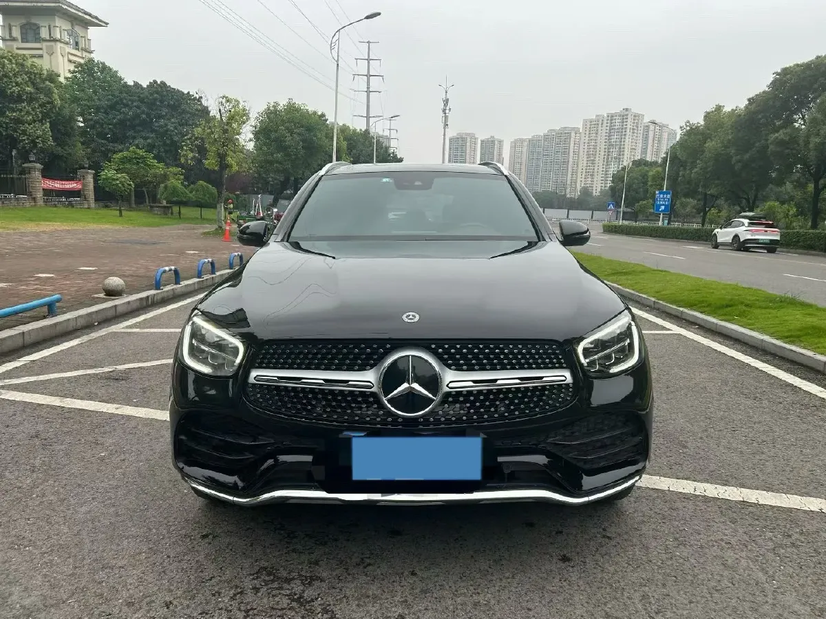 2021 Mercedes-Benz GLC Class 2.0T 258HP L4 9AT,autocango,china used car exporter,china ev exporter,chinese used car exporter,chinese used ev exporter