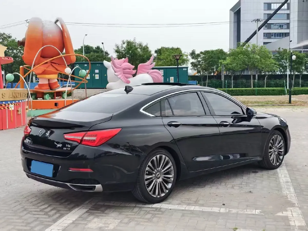 2020 HongQi H5 1.8T 197HP L4 6AT,autocango,china used car exporter,china ev exporter,chinese used car exporter,chinese used ev exporter