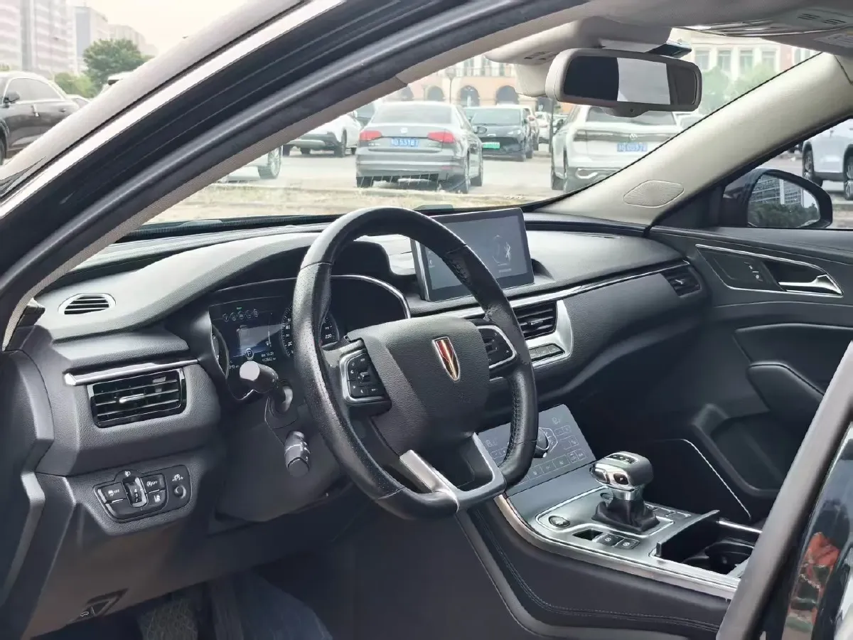 2020 HongQi H5 1.8T 197HP L4 6AT,autocango,china used car exporter,china ev exporter,chinese used car exporter,chinese used ev exporter