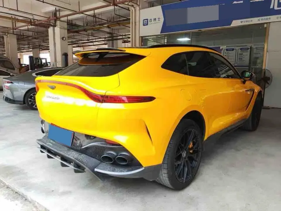 2022 Aston Martin DBX 3.0T 435HP L6 9AT,autocango,china used car exporter,china ev exporter,chinese used car exporter,chinese used ev exporter