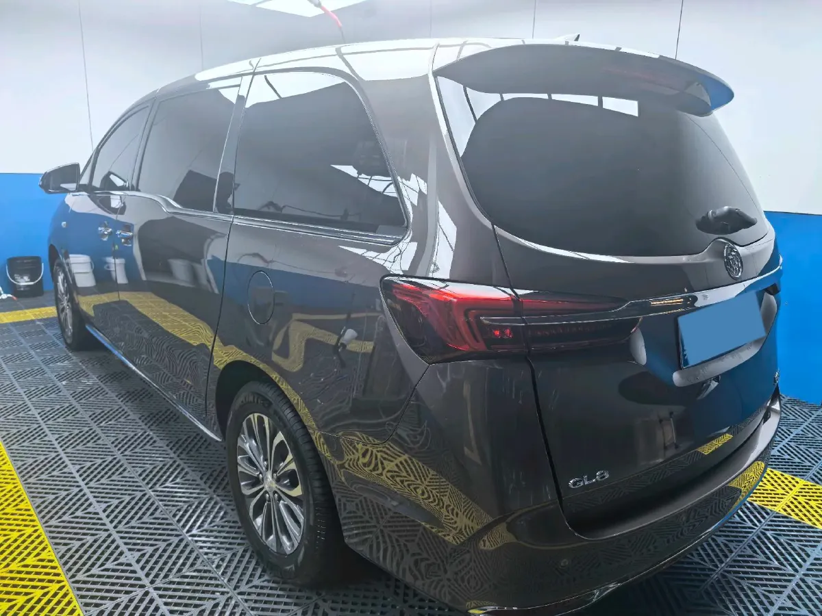 2023 Buick GL8 2.0T 237HP L4 9AT,autocango,china used car exporter,china ev exporter,chinese used car exporter,chinese used ev exporter