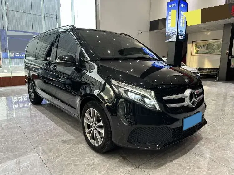 2021 Mercedes-Benz V Class 2.0T 211HP L4 9AT,autocango,china used car exporter,china ev exporter,chinese used car exporter,chinese used ev exporter