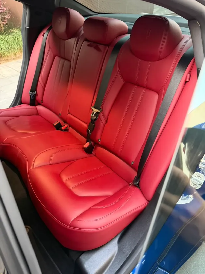 2022 Maserati Ghibli 3.0T 350HP V6 8AT,autocango,china used car exporter,china ev exporter,chinese used car exporter,chinese used ev exporter