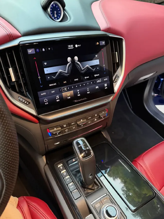 2022 Maserati Ghibli 3.0T 350HP V6 8AT,autocango,china used car exporter,china ev exporter,chinese used car exporter,chinese used ev exporter