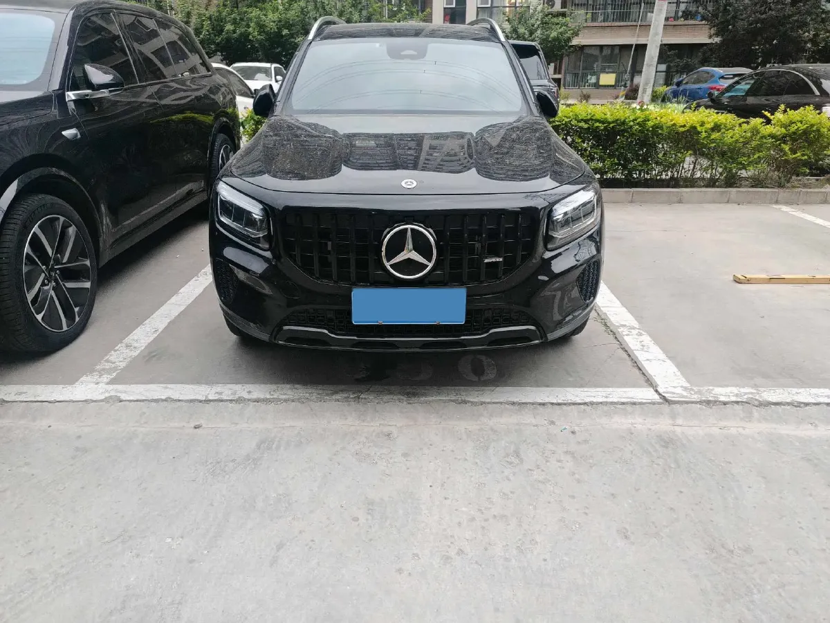 2025 Mercedes-Benz GLB Class 2.0T 190HP L4 8DCT,autocango,china used car exporter,china ev exporter,chinese used car exporter,chinese used ev exporter