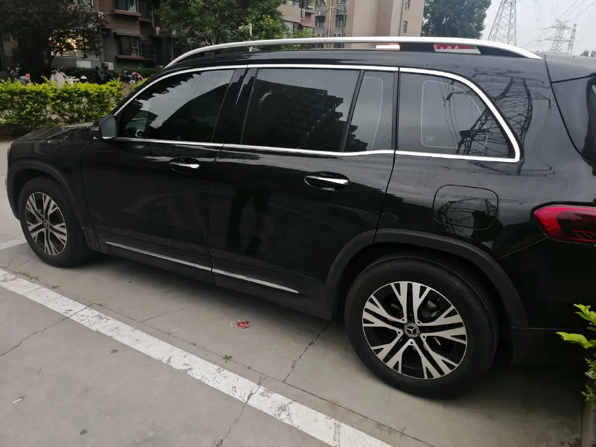 2025 Mercedes-Benz GLB Class 2.0T 190HP L4 8DCT,autocango,china used car exporter,china ev exporter,chinese used car exporter,chinese used ev exporter