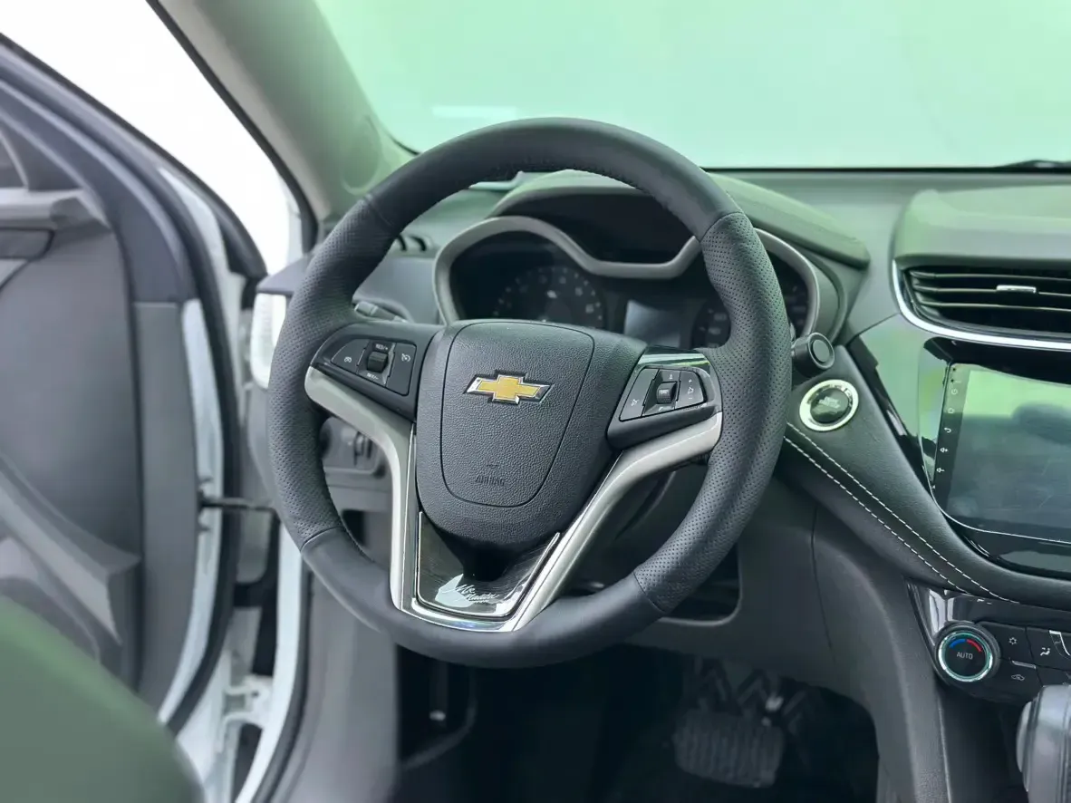 2018 Chevrolet Malibu 1.5T 170HP L4 6AT,autocango,china used car exporter,china ev exporter,chinese used car exporter,chinese used ev exporter