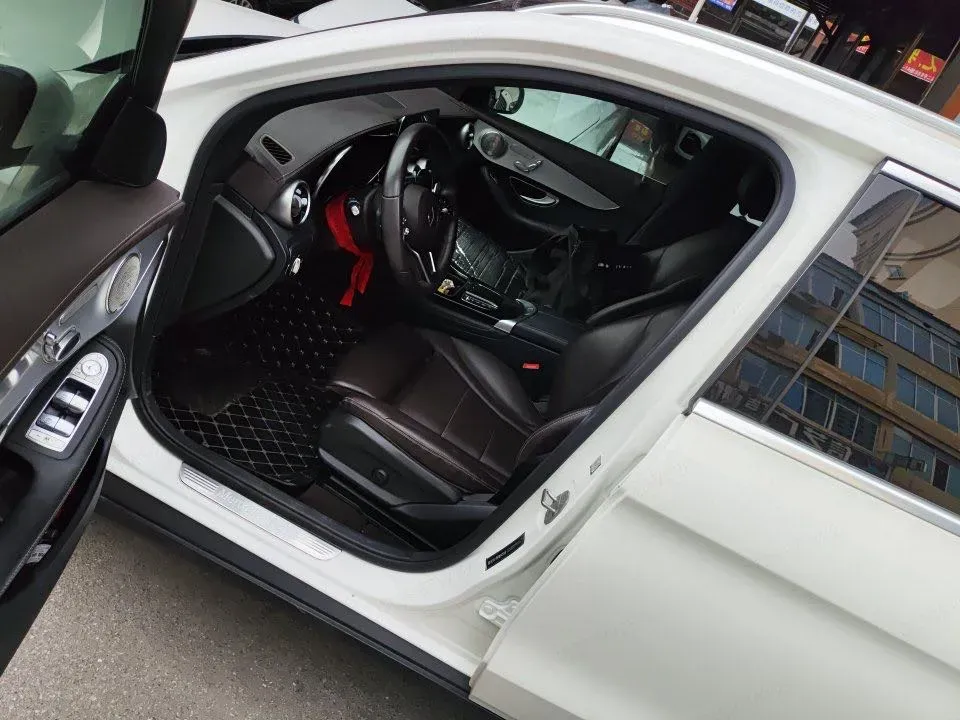 2021 Mercedes-Benz GLC Class 2.0T 197HP L4 9AT,autocango,china used car exporter,china ev exporter,chinese used car exporter,chinese used ev exporter