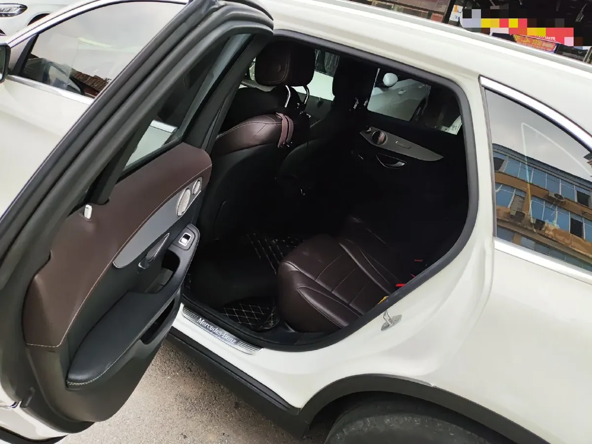 2021 Mercedes-Benz GLC Class 2.0T 197HP L4 9AT,autocango,china used car exporter,china ev exporter,chinese used car exporter,chinese used ev exporter