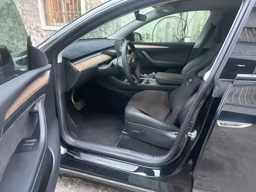 2022 Tesla Model Y BEV 60KWH,autocango,china used car exporter,china ev exporter,chinese used car exporter,chinese used ev exporter
