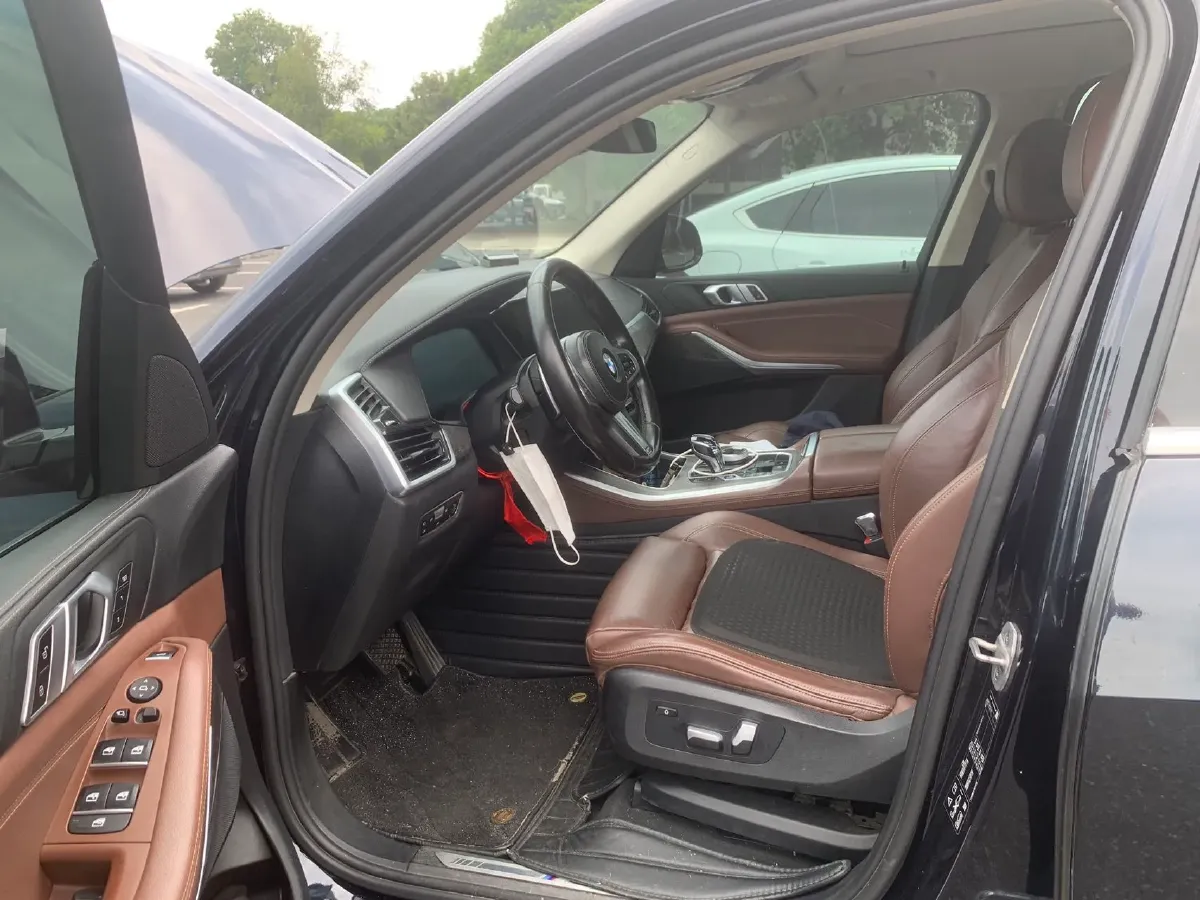 2021 BMW X5 2.0T 265HP L4 8AT,autocango,china used car exporter,china ev exporter,chinese used car exporter,chinese used ev exporter