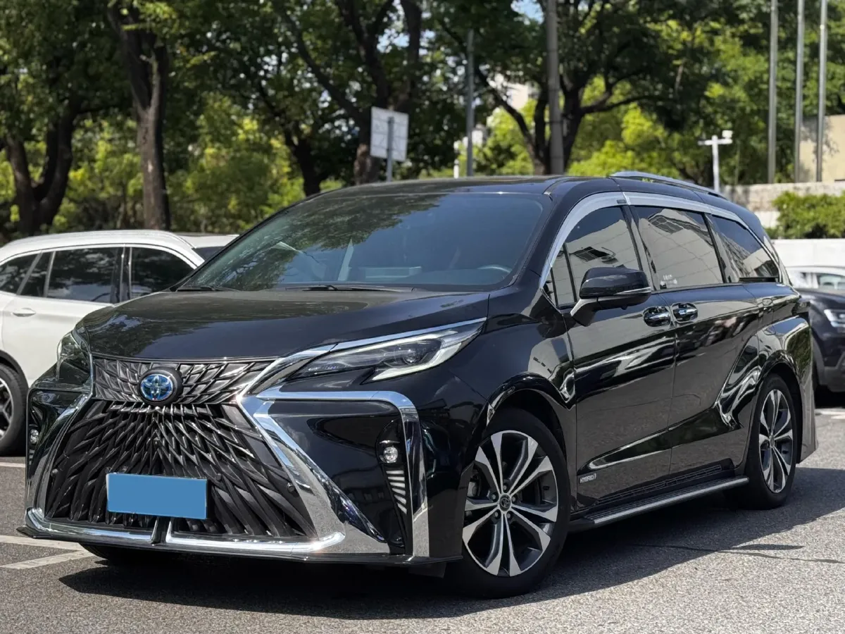 2023 Toyota Granvia 2.5L 189HP L4 E-CVT Hybrid,autocango,china used car exporter,china ev exporter,chinese used car exporter,chinese used ev exporter