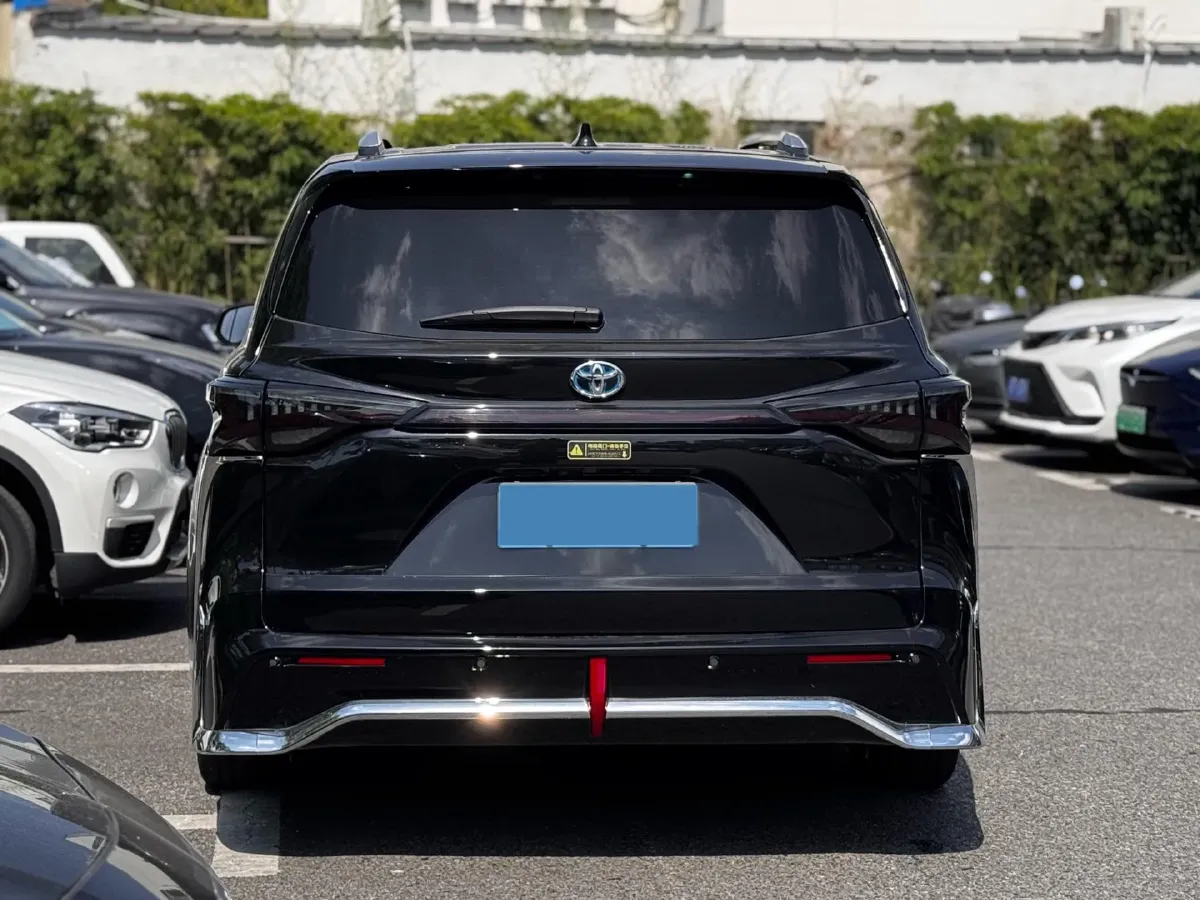 2023 Toyota Granvia 2.5L 189HP L4 E-CVT Hybrid,autocango,china used car exporter,china ev exporter,chinese used car exporter,chinese used ev exporter