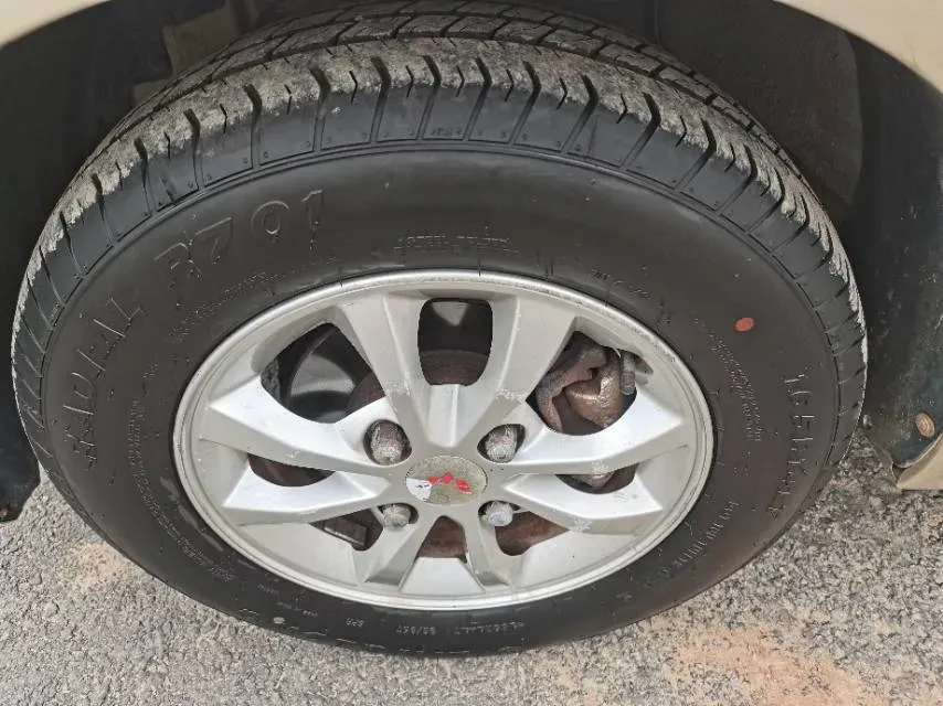 2019 WuLing HongGuang V 1.5L 105HP L4 5MT,autocango,china used car exporter,china ev exporter,chinese used car exporter,chinese used ev exporter