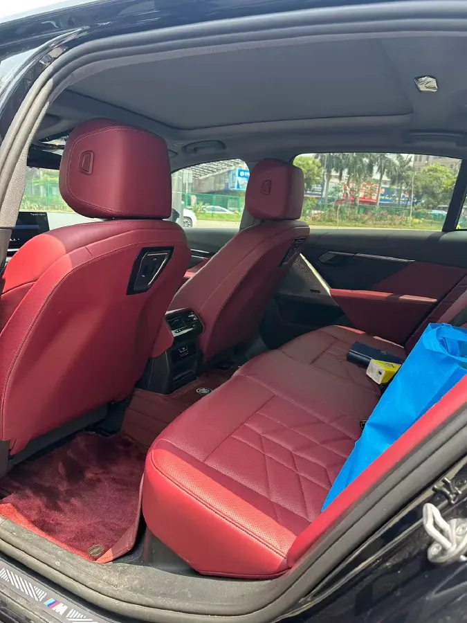 2024 BMW 5 Series 2.0T 258HP L4 8AT,autocango,china used car exporter,china ev exporter,chinese used car exporter,chinese used ev exporter