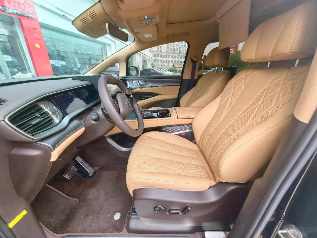 2025 Denza D9 1.5T 156HP L4 E-CVT PHEV 40KWH,autocango,china used car exporter,china ev exporter,chinese used car exporter,chinese used ev exporter