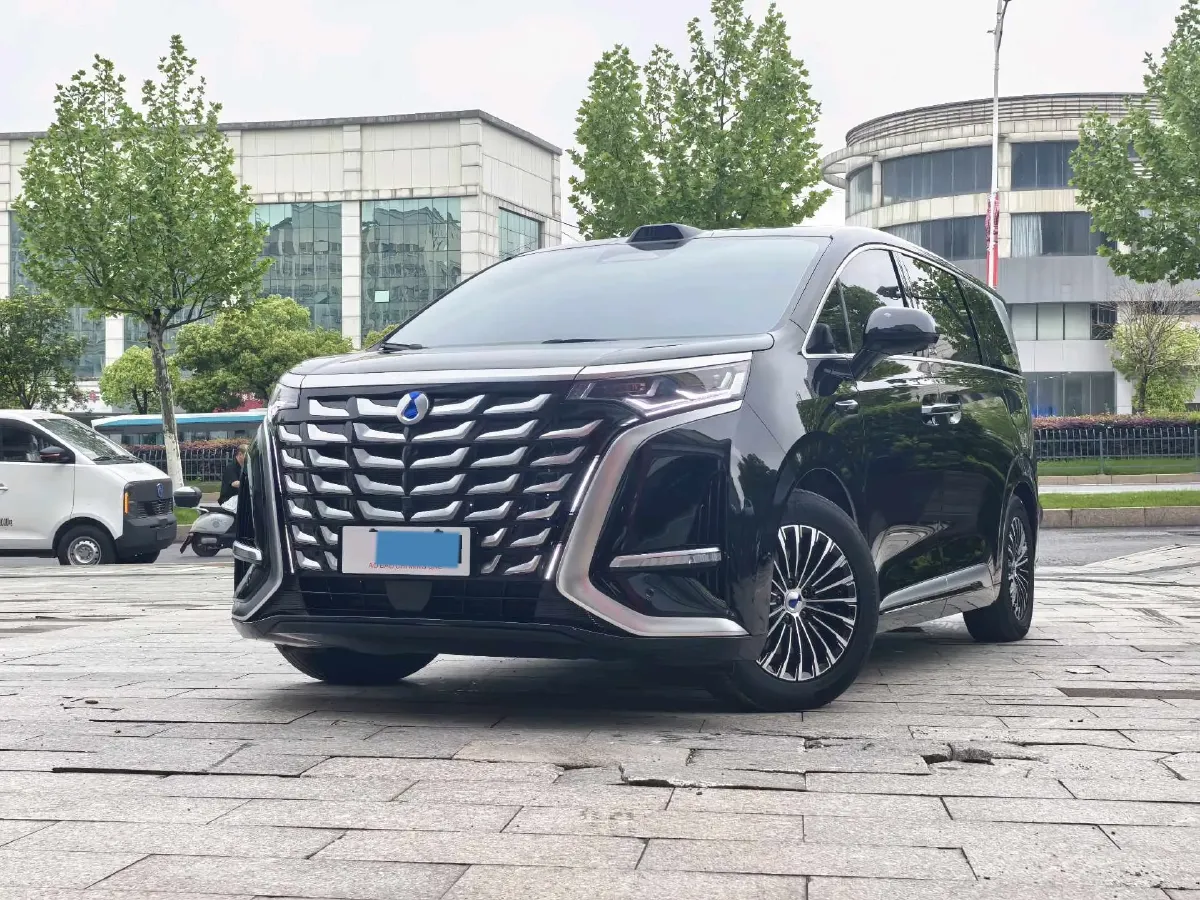 2025 Denza D9 1.5T 156HP L4 E-CVT PHEV 40KWH,autocango,china used car exporter,china ev exporter,chinese used car exporter,chinese used ev exporter