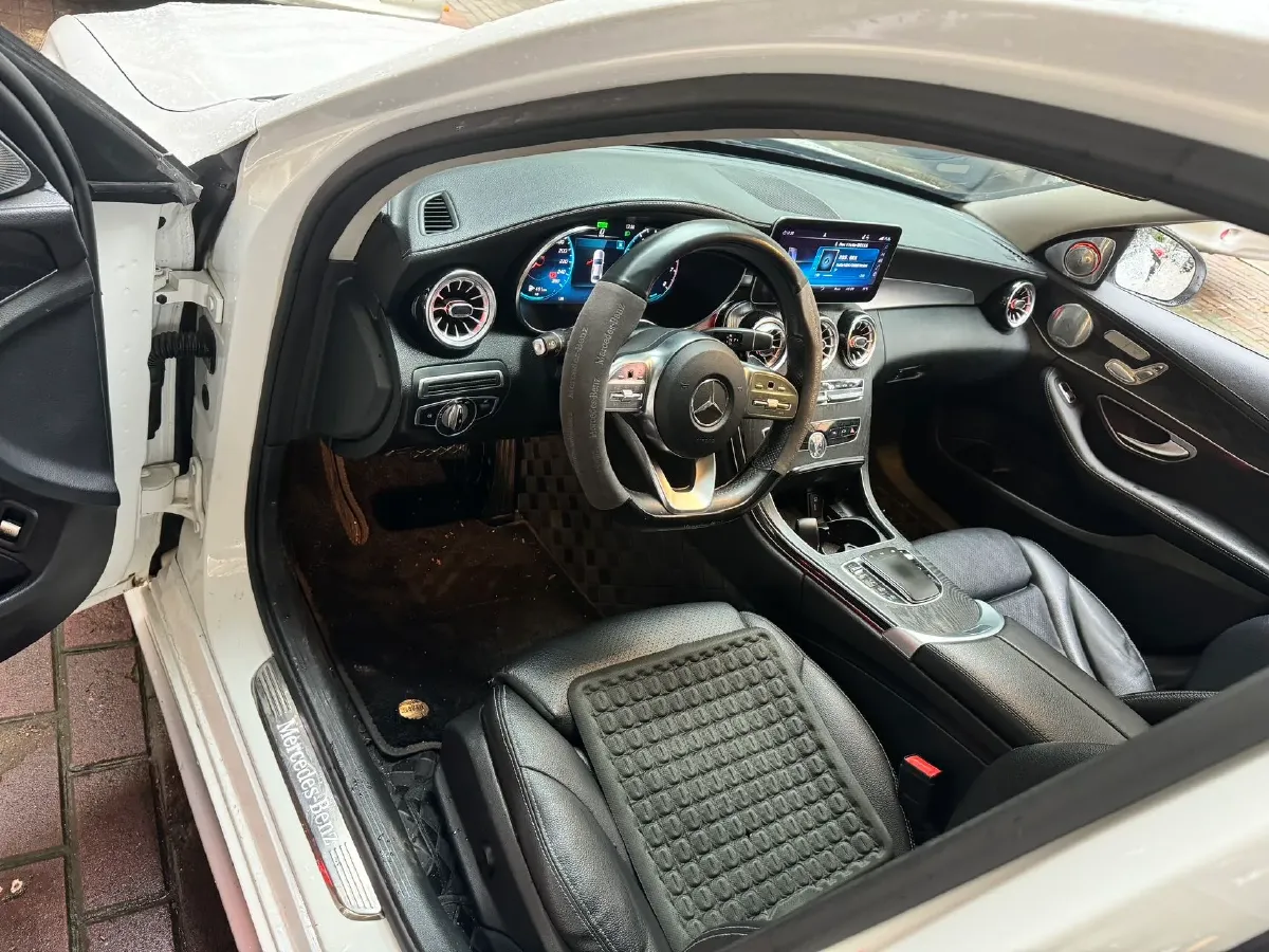 2021 Mercedes-Benz C Class 1.5T 184HP L4 9AT,autocango,china used car exporter,china ev exporter,chinese used car exporter,chinese used ev exporter