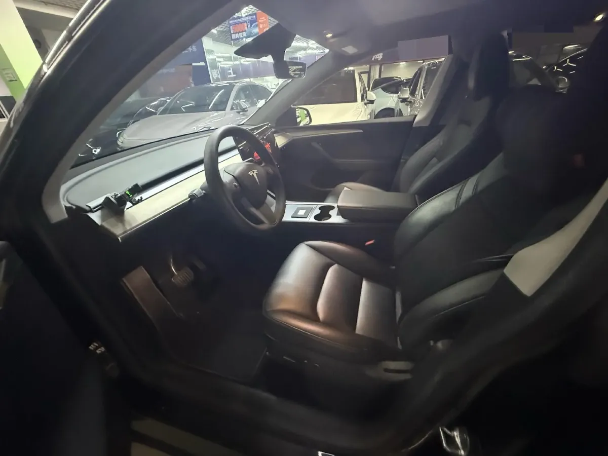 2022 Tesla Model Y BEV 60KWH,autocango,china used car exporter,china ev exporter,chinese used car exporter,chinese used ev exporter