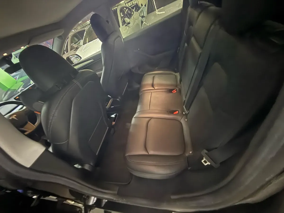 2022 Tesla Model Y BEV 60KWH,autocango,china used car exporter,china ev exporter,chinese used car exporter,chinese used ev exporter