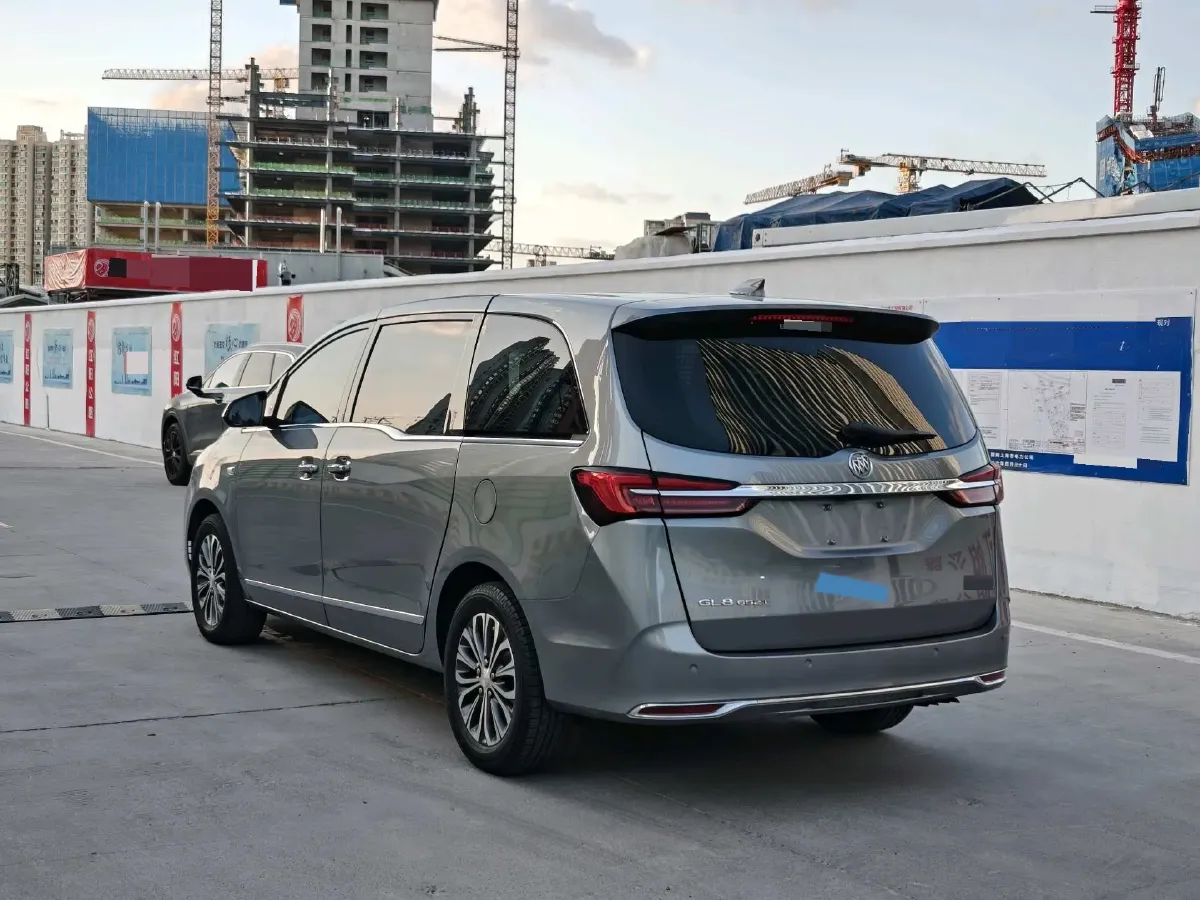 2021 Buick GL8 2.0T 237HP L4 9AT,autocango,china used car exporter,china ev exporter,chinese used car exporter,chinese used ev exporter