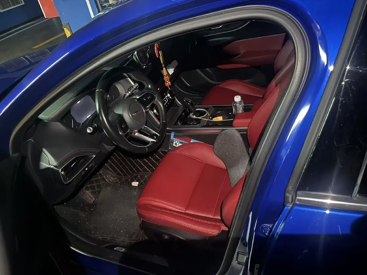 2020 Jaguar XEL 2.0T 200HP L4 8AT,autocango,china used car exporter,china ev exporter,chinese used car exporter,chinese used ev exporter