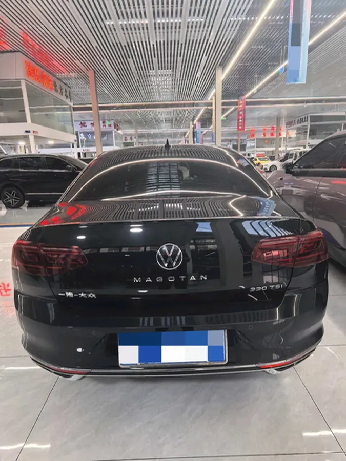 2023 Volkswagen Magotan 2.0T 186HP L4 7DCT,autocango,china used car exporter,china ev exporter,chinese used car exporter,chinese used ev exporter