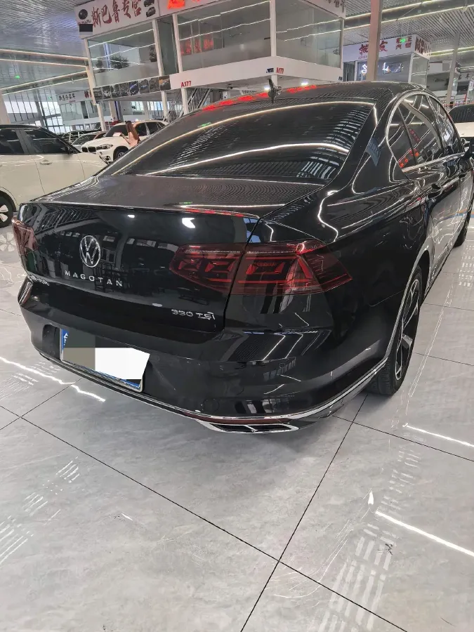 2023 Volkswagen Magotan 2.0T 186HP L4 7DCT,autocango,china used car exporter,china ev exporter,chinese used car exporter,chinese used ev exporter