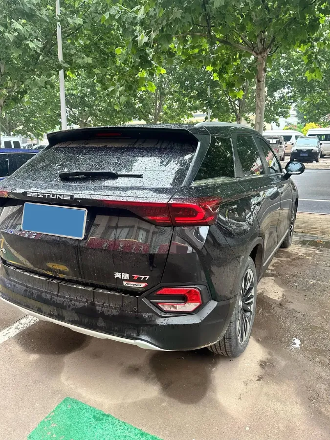 2021 Bestune T77 1.5T 169HP L4 7DCT,autocango,china used car exporter,china ev exporter,chinese used car exporter,chinese used ev exporter