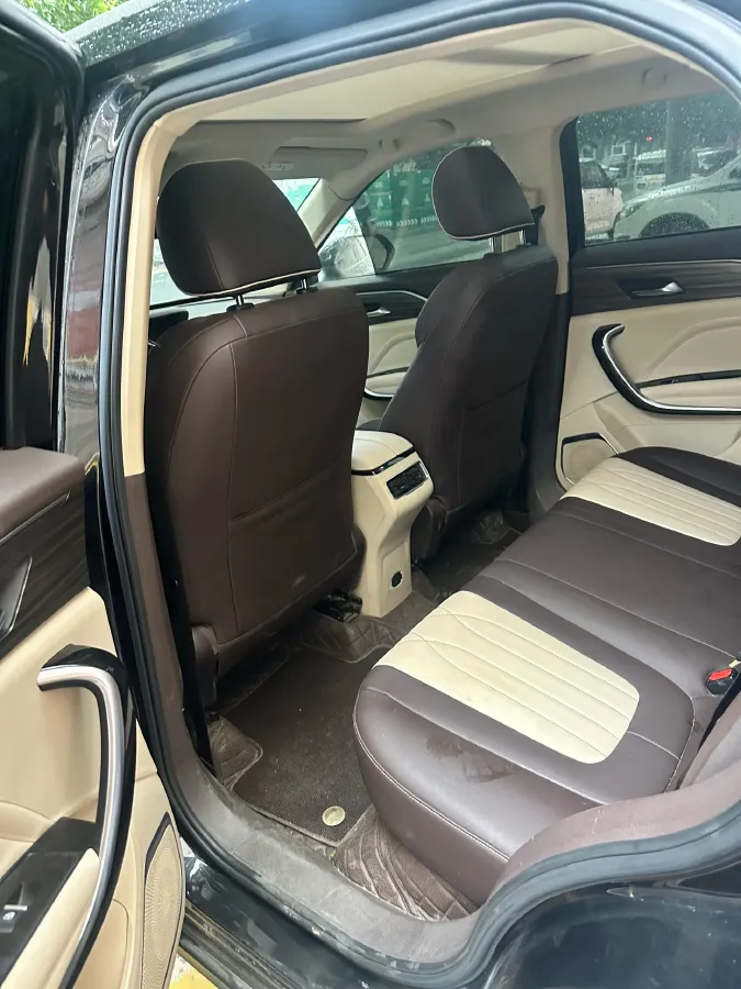 2021 Bestune T77 1.5T 169HP L4 7DCT,autocango,china used car exporter,china ev exporter,chinese used car exporter,chinese used ev exporter