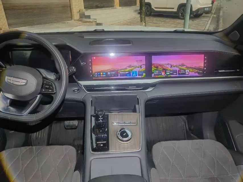 2025 Geely Monjaro 2.0T 238HP L4 8AT,autocango,china used car exporter,china ev exporter,chinese used car exporter,chinese used ev exporter