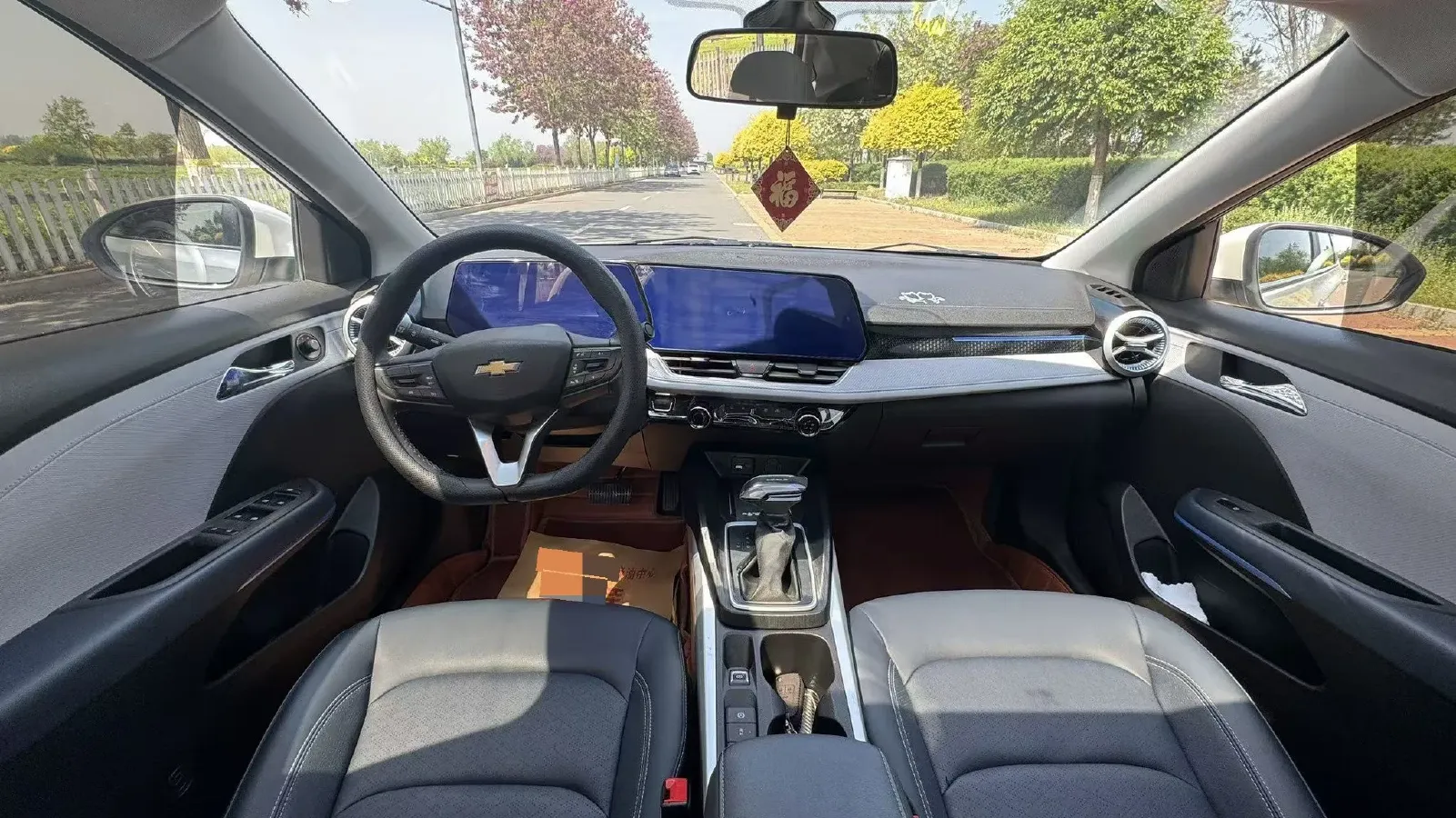 2023 Chevrolet Monza 1.5L 113HP L4 6DCT,autocango,china used car exporter,china ev exporter,chinese used car exporter,chinese used ev exporter