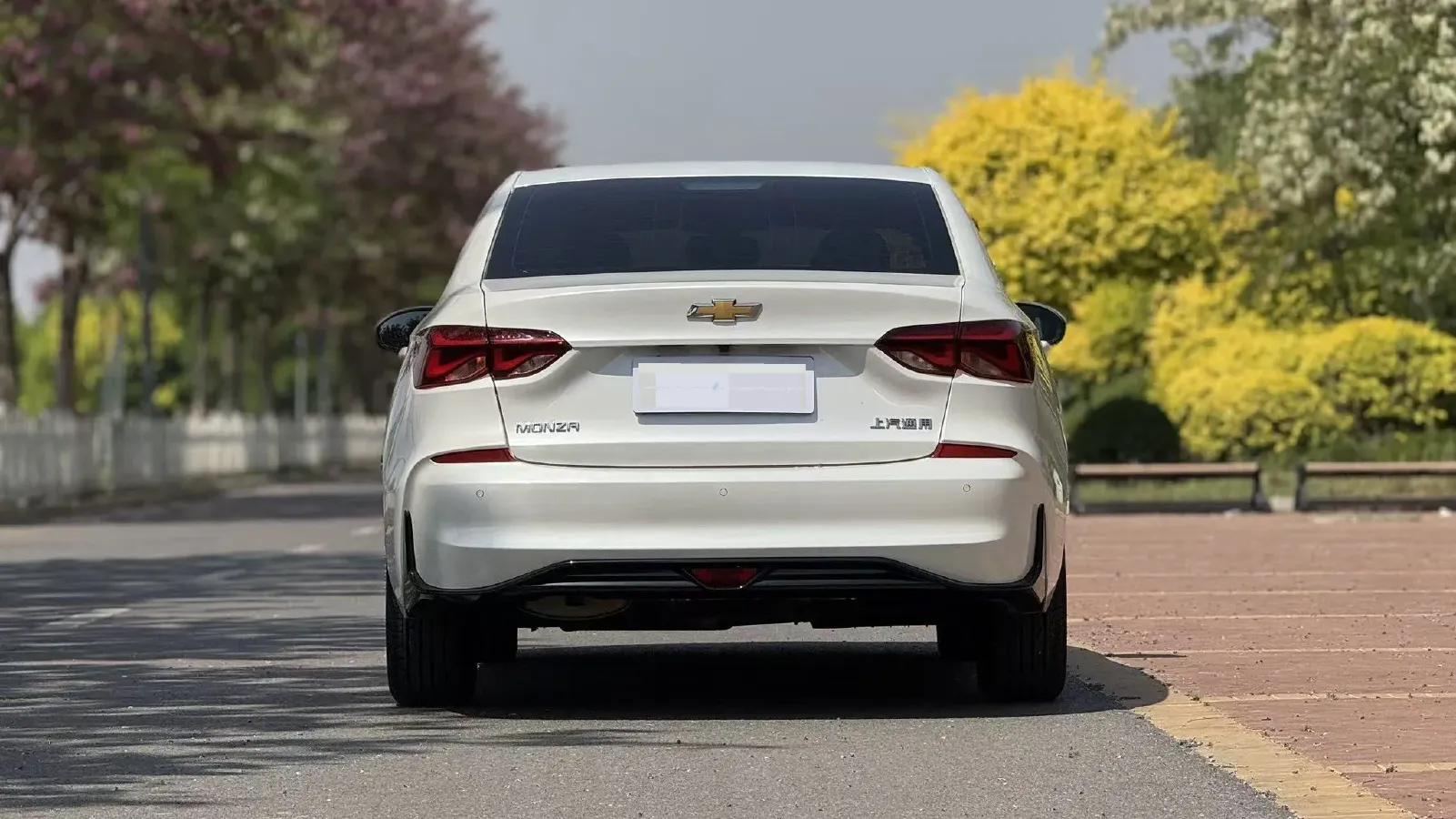 2023 Chevrolet Monza 1.5L 113HP L4 6DCT,autocango,china used car exporter,china ev exporter,chinese used car exporter,chinese used ev exporter