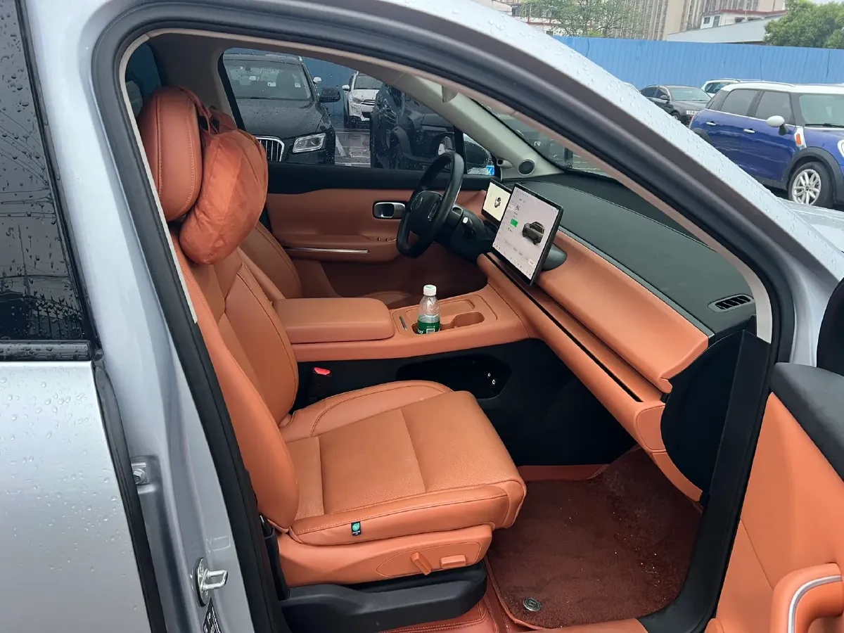2024 Leapmotor C16 1.5L 95HP L4 REEV 28.4KWH,autocango,china used car exporter,china ev exporter,chinese used car exporter,chinese used ev exporter