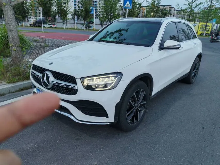 2022 Mercedes-Benz GLC Class 2.0T 197HP L4 9AT,autocango,china used car exporter,china ev exporter,chinese used car exporter,chinese used ev exporter