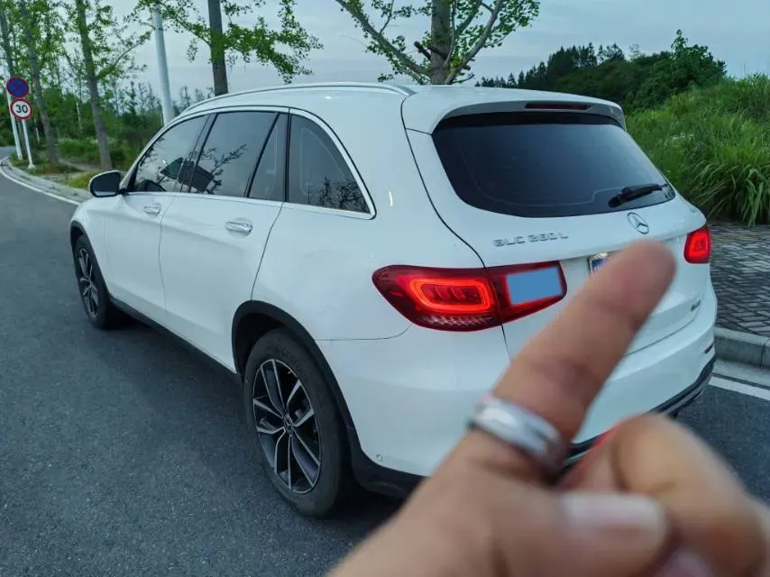 2022 Mercedes-Benz GLC Class 2.0T 197HP L4 9AT,autocango,china used car exporter,china ev exporter,chinese used car exporter,chinese used ev exporter