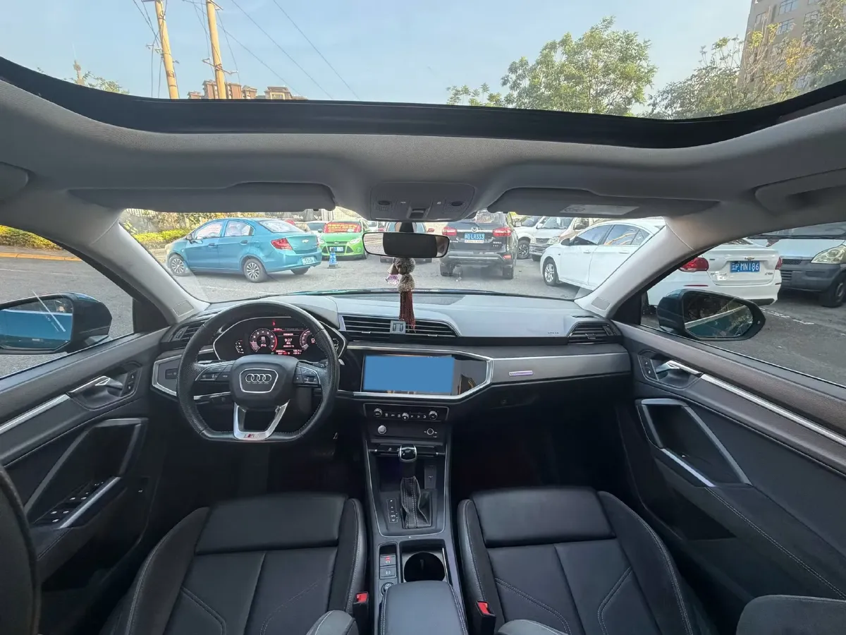 2020 Audi Q3 Sportback 2.0T 186HP L4 7DCT,autocango,china used car exporter,china ev exporter,chinese used car exporter,chinese used ev exporter