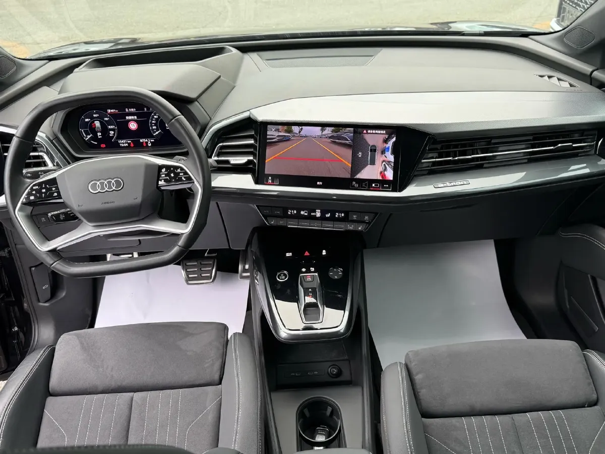2022 Audi Q5 e-tron BEV 83.4KWH,autocango,china used car exporter,china ev exporter,chinese used car exporter,chinese used ev exporter
