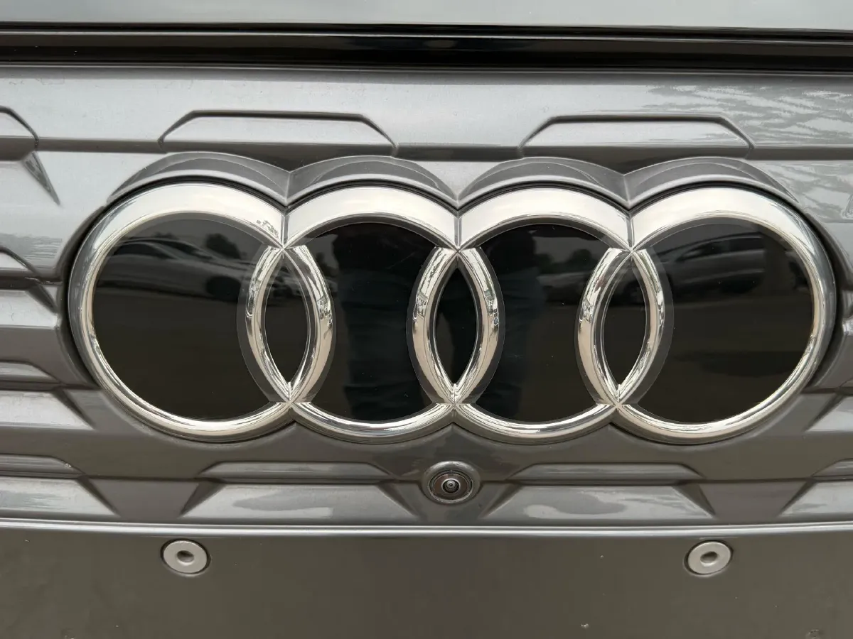 2022 Audi Q5 e-tron BEV 83.4KWH,autocango,china used car exporter,china ev exporter,chinese used car exporter,chinese used ev exporter