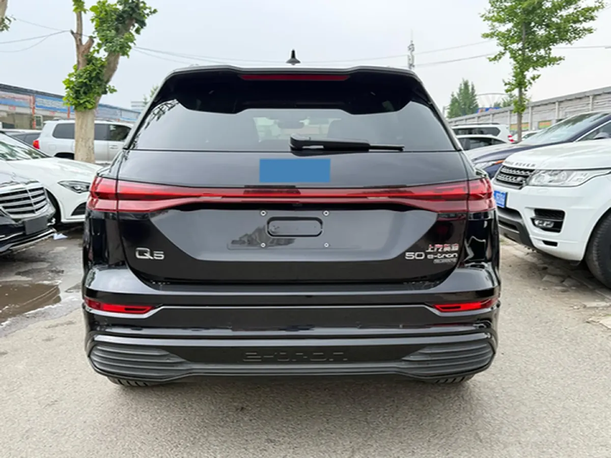 2022 Audi Q5 e-tron BEV 83.4KWH,autocango,china used car exporter,china ev exporter,chinese used car exporter,chinese used ev exporter