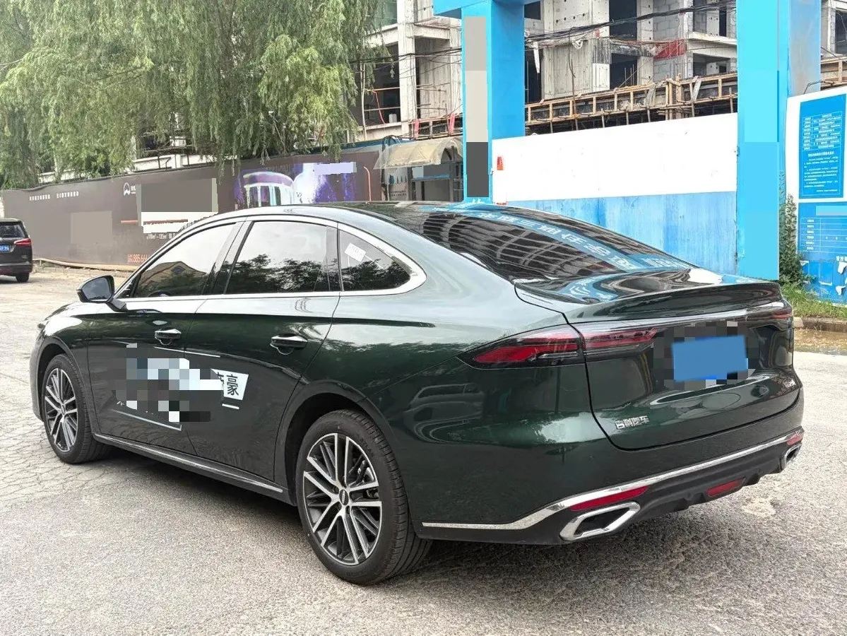 2025 Geely Emgrand 1.5L 127HP L4 CVT,autocango,china used car exporter,china ev exporter,chinese used car exporter,chinese used ev exporter