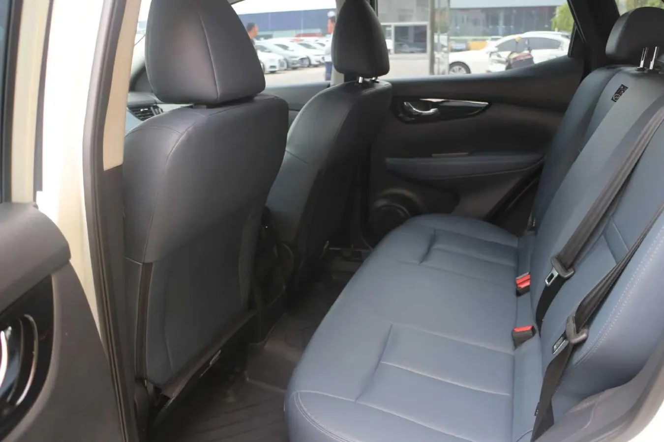 2025 Nissan Qashqai 2.0L 151HP L4 CVT,autocango,china used car exporter,china ev exporter,chinese used car exporter,chinese used ev exporter