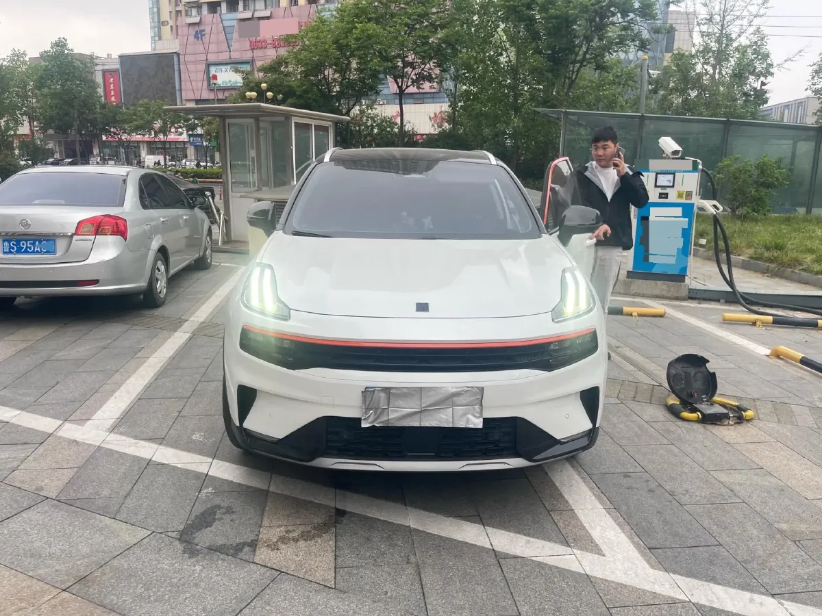 2020 LYNK&CO 06 1.5T 177HP L3 7DCT,autocango,china used car exporter,china ev exporter,chinese used car exporter,chinese used ev exporter