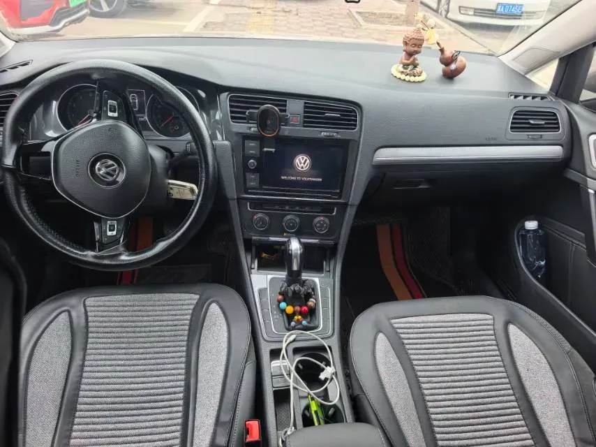2018 Volkswagen Golf 1.6L 110HP L4 6AT,autocango,china used car exporter,china ev exporter,chinese used car exporter,chinese used ev exporter