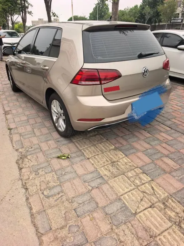 2018 Volkswagen Golf 1.6L 110HP L4 6AT,autocango,china used car exporter,china ev exporter,chinese used car exporter,chinese used ev exporter