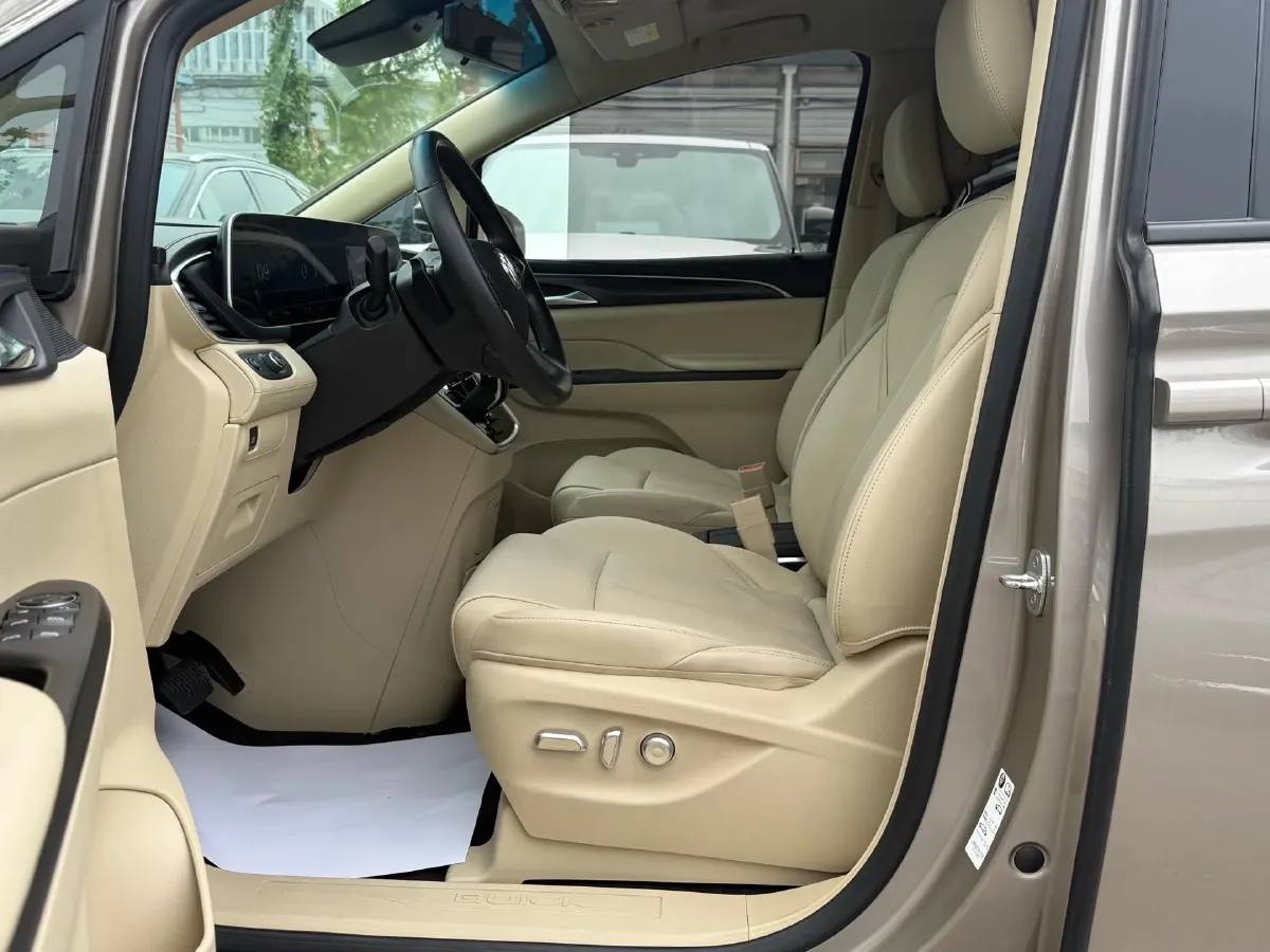 2022 Buick GL8 2.0T 237HP L4 9AT,autocango,china used car exporter,china ev exporter,chinese used car exporter,chinese used ev exporter